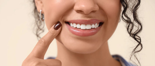 How to Whiten Teeth Naturally