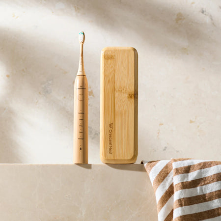 Crescent Travel Kit: Your Eco-Friendly Smile Companion On the Go